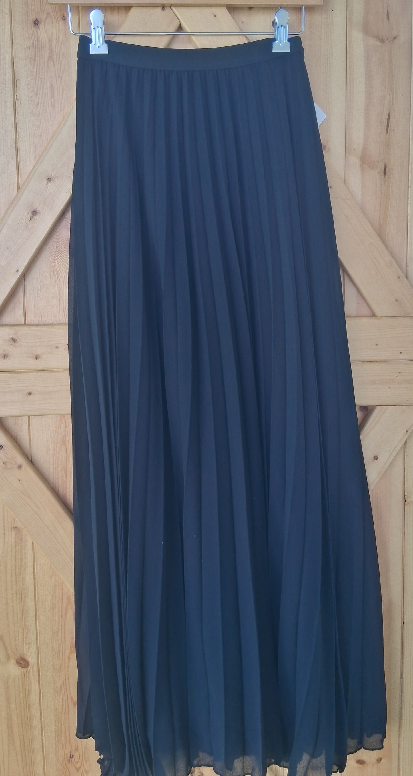 Black Pleated Maxi Skirt