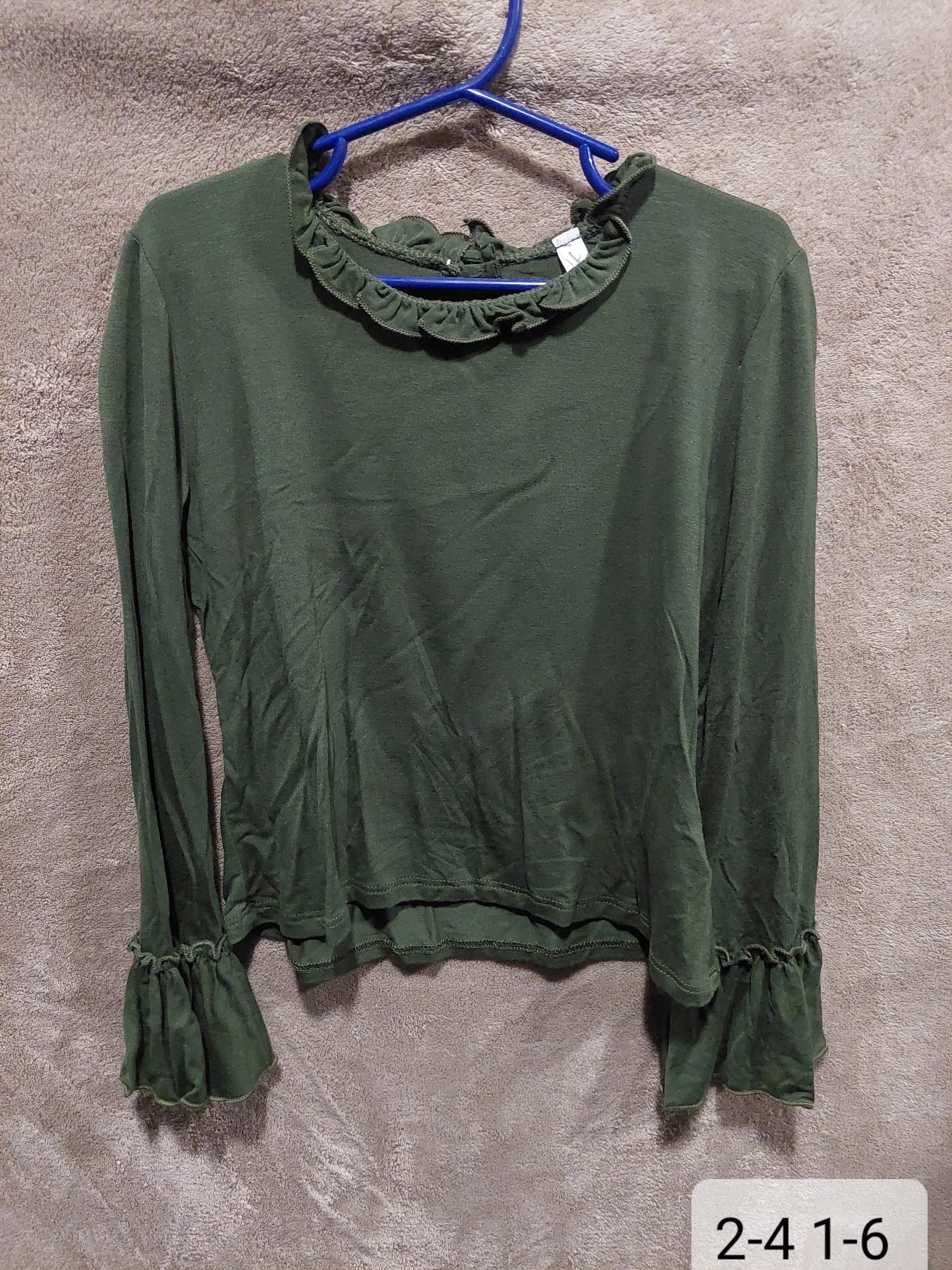 Green or Navy Top