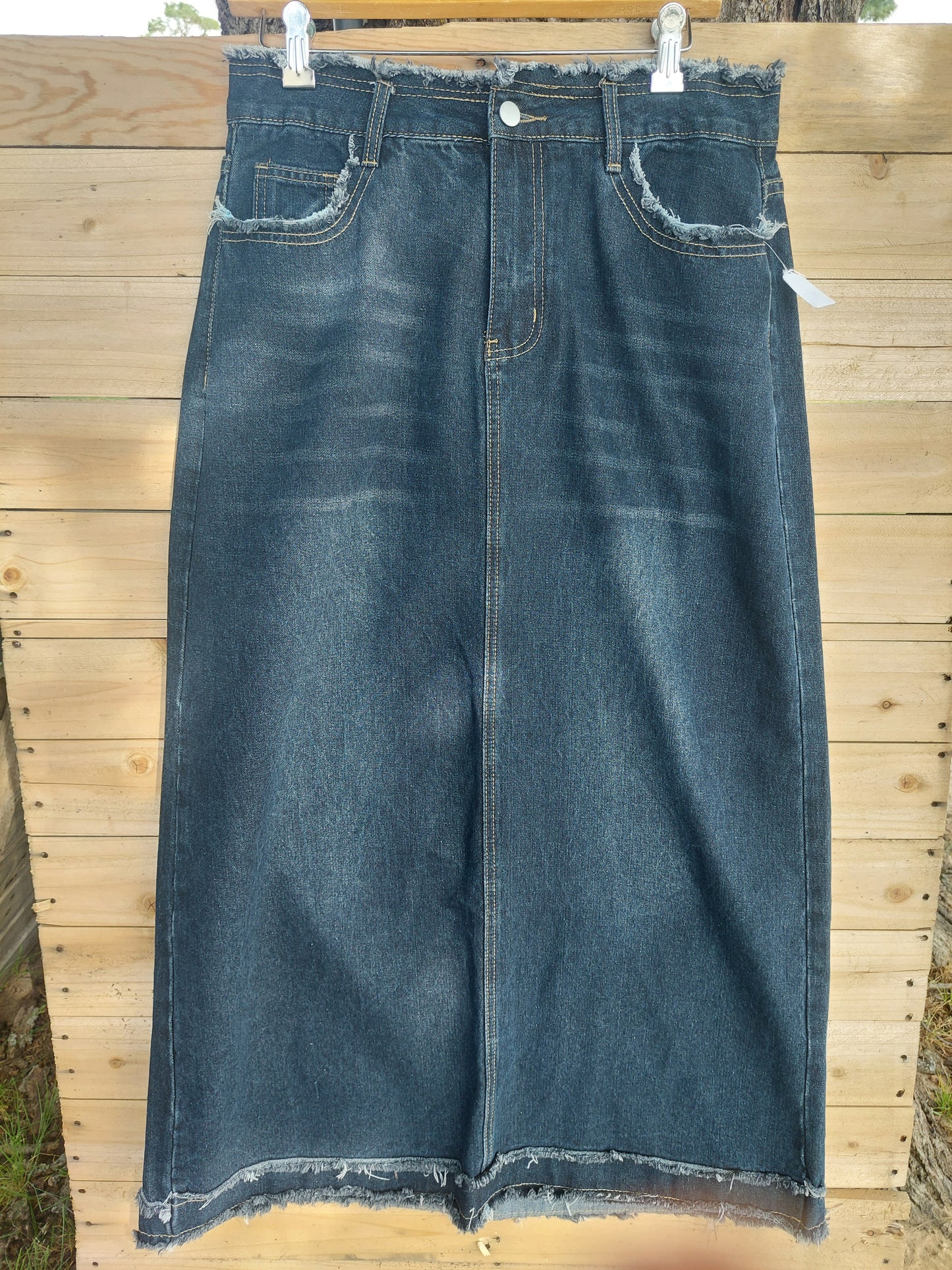 38" Non stretch denim skirt with frayed detail