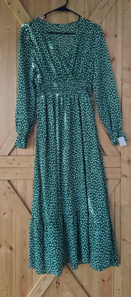 Kelly Green & White Floral Midi Dress